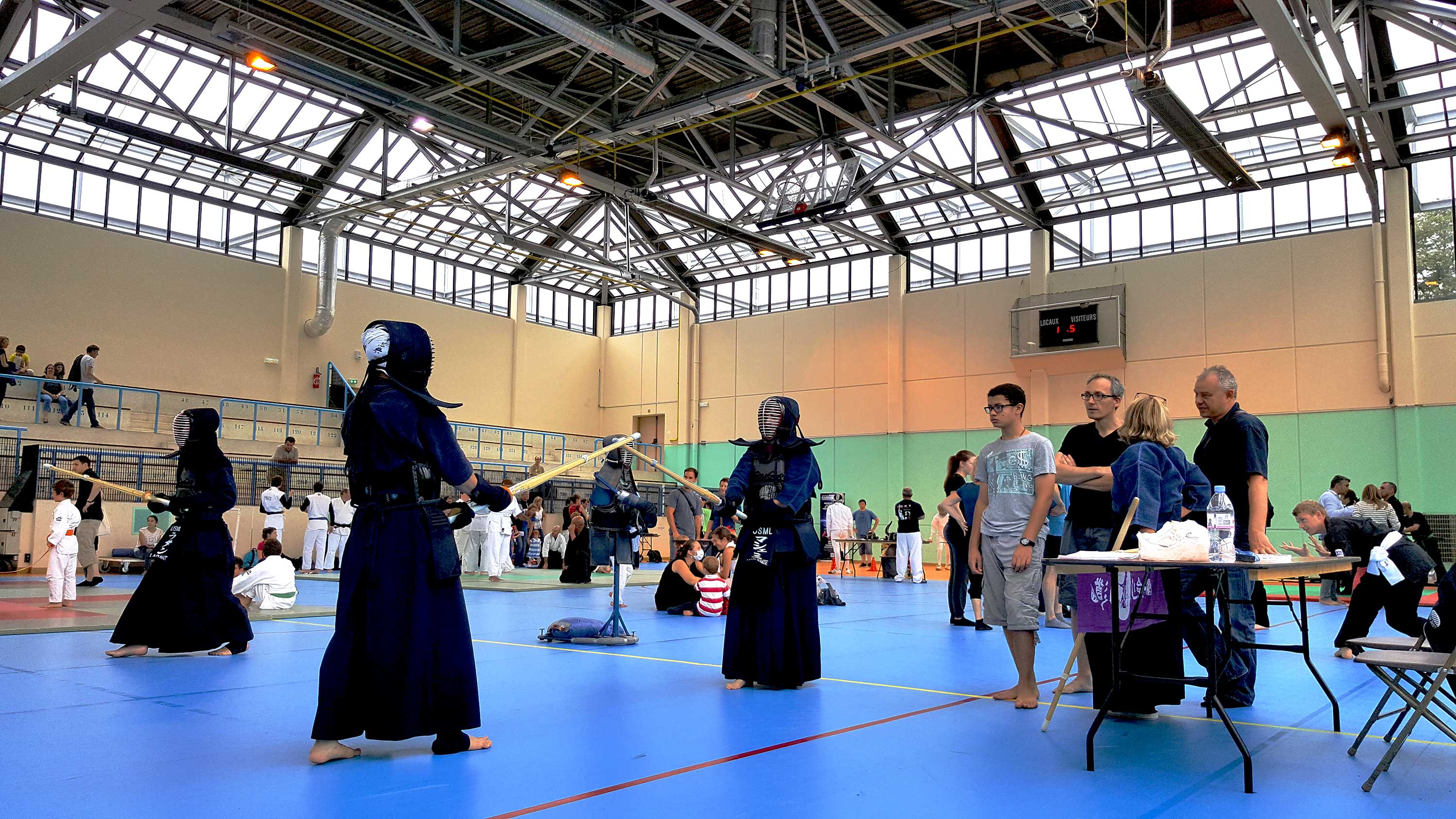 kendokas lors de la journée porte ouverte des arts martiaux en 2016
